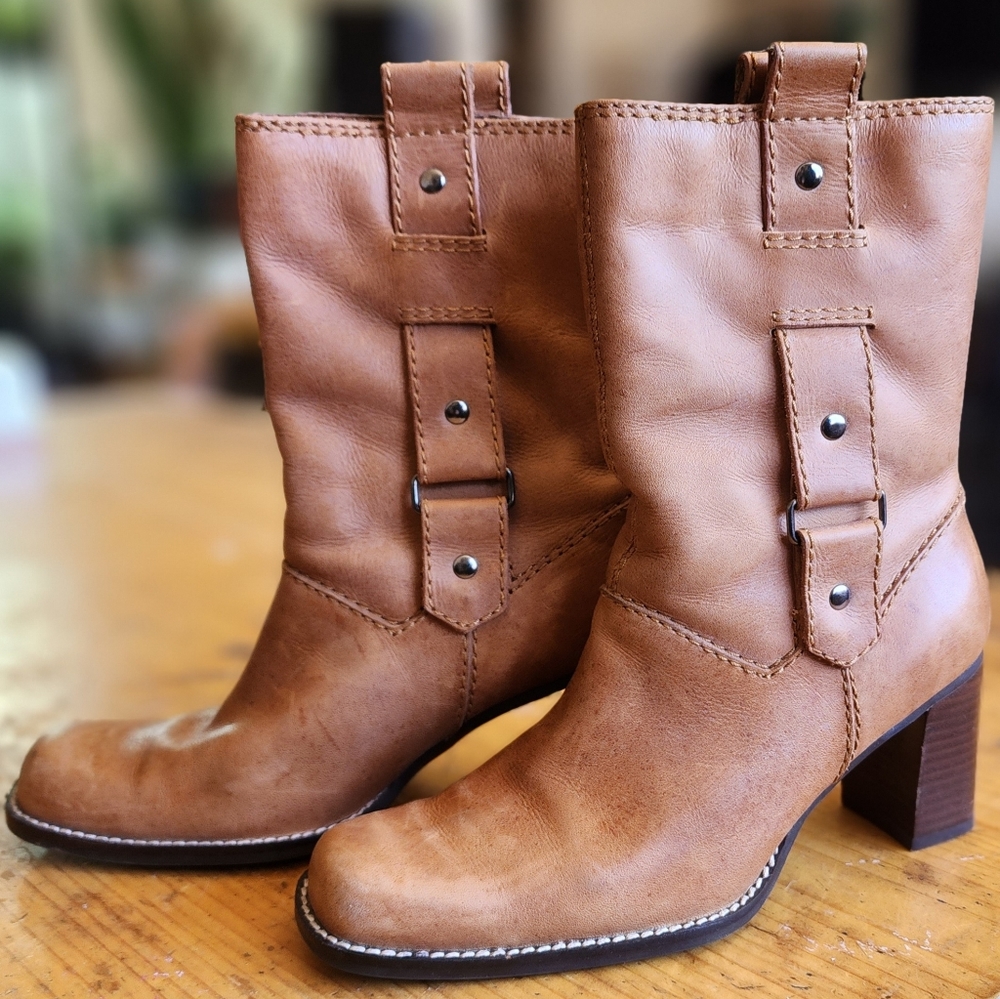 Aerosols Moto Oil Tan Leather Boots